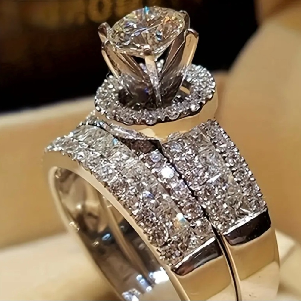 Elegant Silver Diamond Ring Set